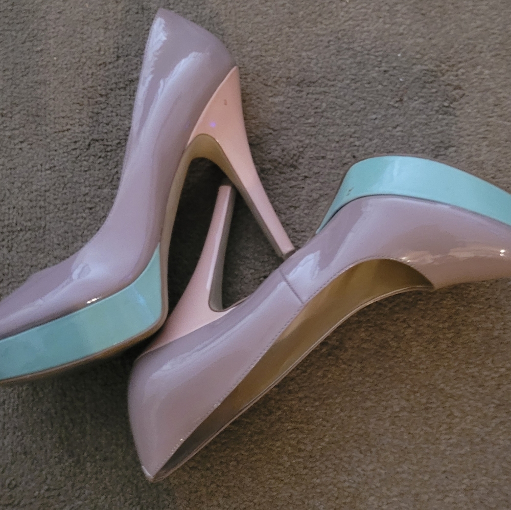 ********SALE******Enzo Angiolini